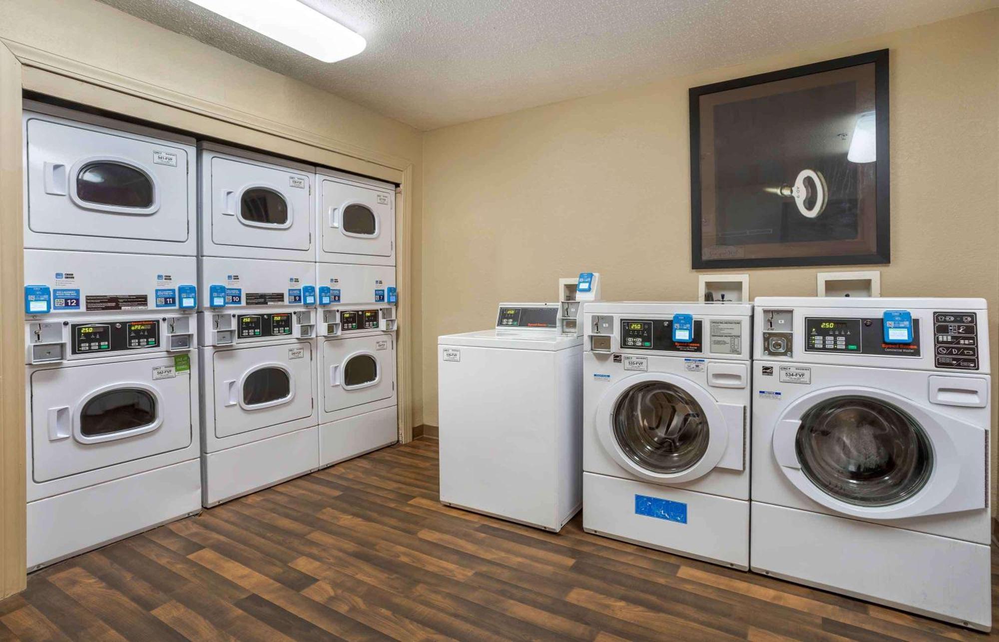 Extended Stay America Suites - Norwalk - Stamford Esterno foto