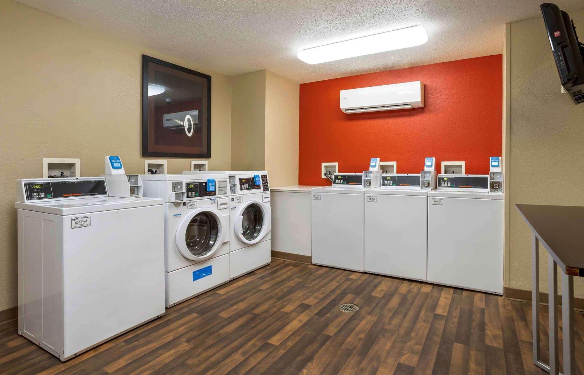 Extended Stay America Suites - Norwalk - Stamford Esterno foto