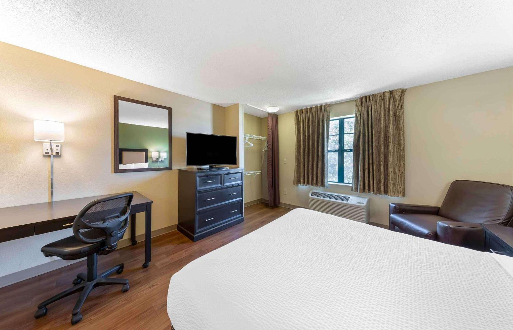 Extended Stay America Suites - Norwalk - Stamford Esterno foto