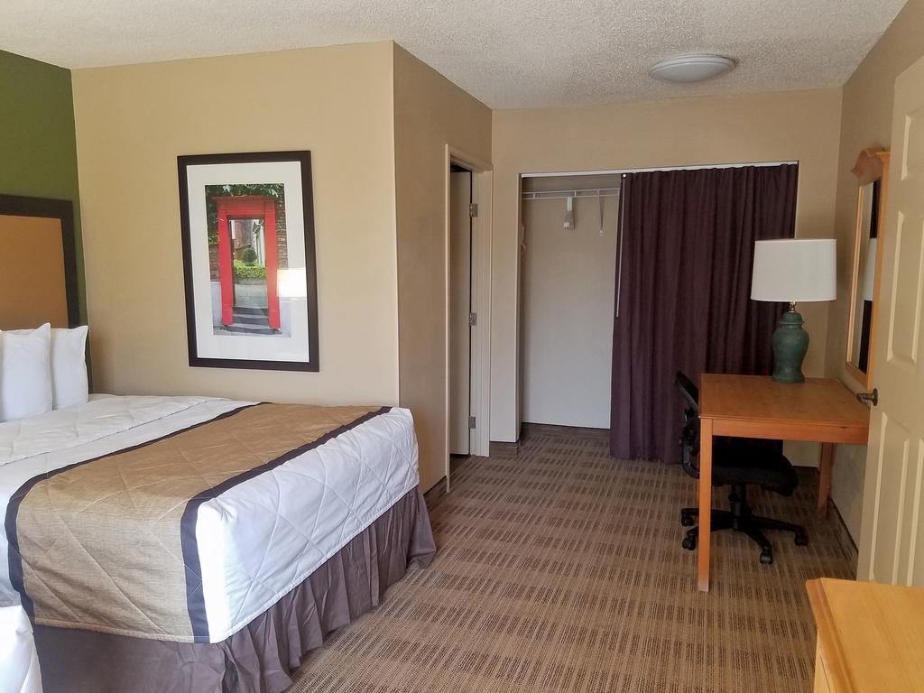 Extended Stay America Suites - Norwalk - Stamford Esterno foto